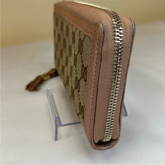 Gucci GG long zip wallet w/ pink metallic leather trim and interior - Picture 4 of 9